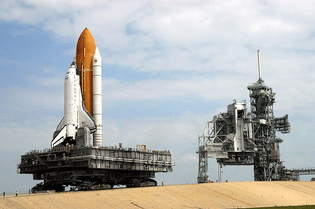 800px-sts-114_rollout.jpg