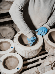 salva-lopez-commissioned-apparatu-ceramics-factory-craft-17.jpg