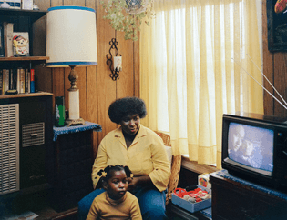 bobbie-washington-and-her-daughter-ayana-1982-photographed-by-janet-delaney.jpg