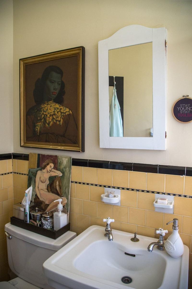 Tracy’s Lovely Silver Lake Home With A View