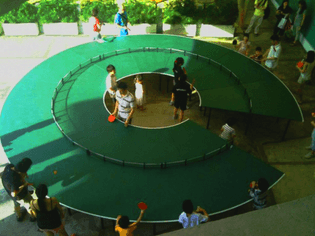 Ping-pong-go-round-table-Singapore-e1347915153534.jpeg