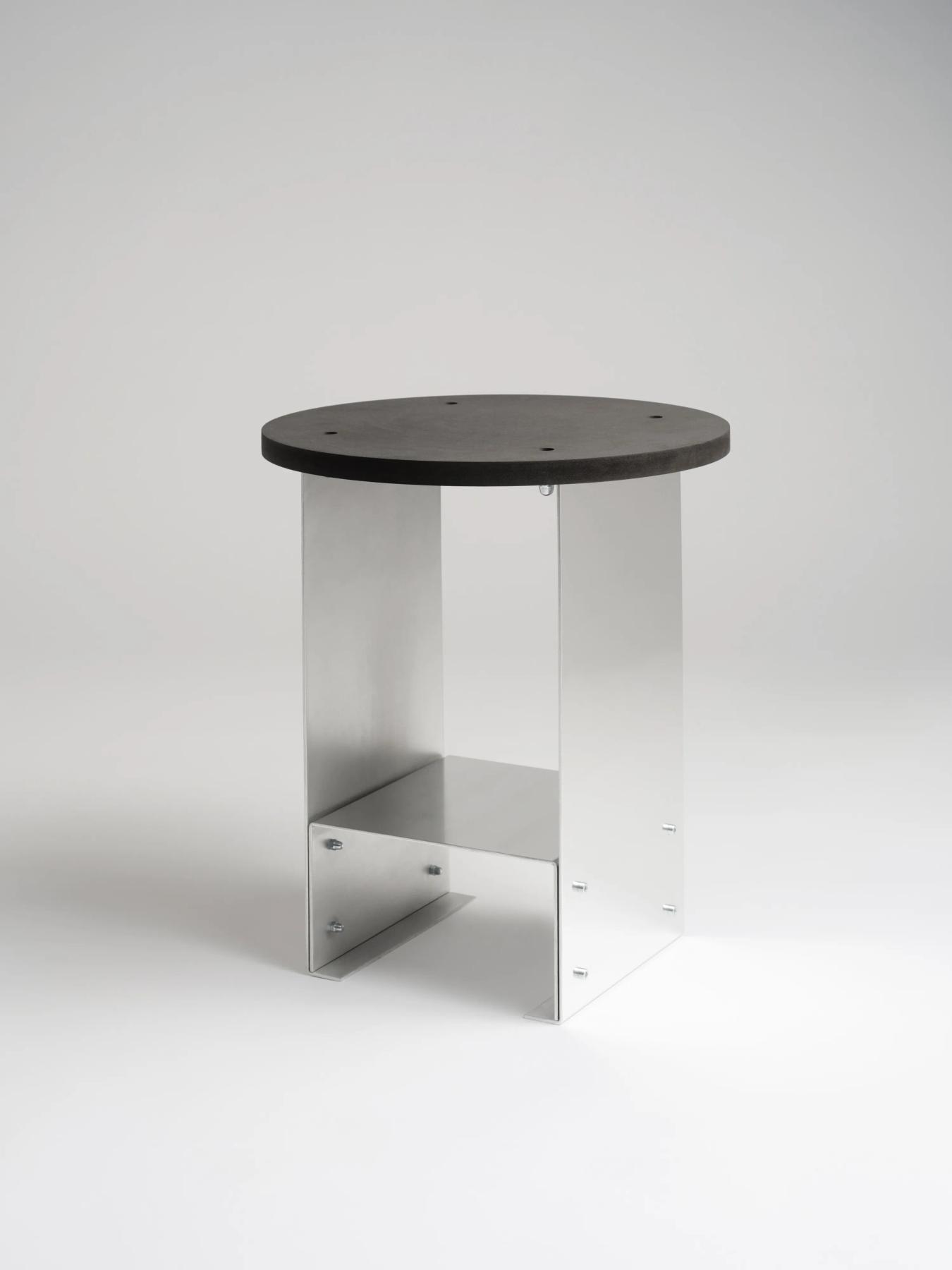 preview of luisa-broken-wings1.webp