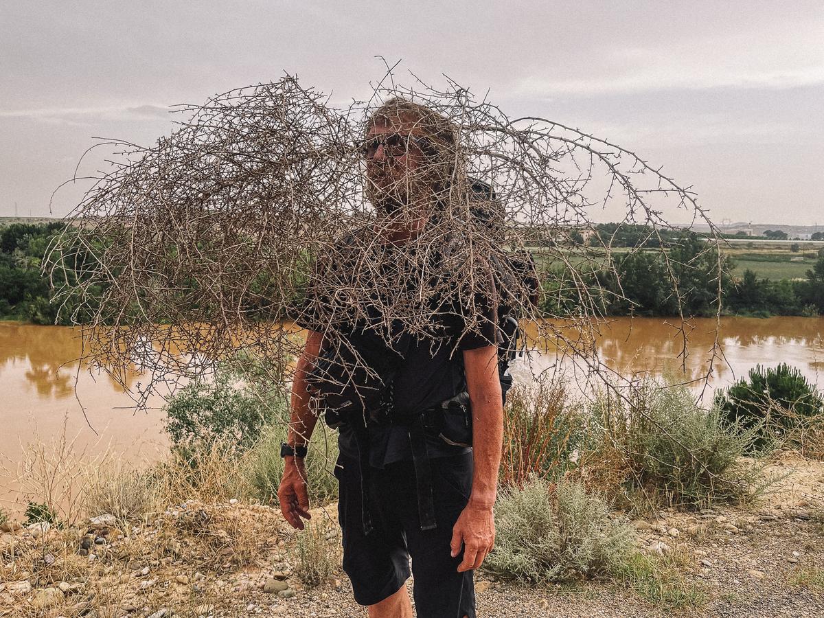 Hombre-árbol. Escatrón, 2025