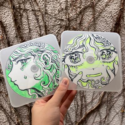 えびせん🍤5/2-4 絵ツアーイン鹿児島 on X: "CD型ドローイング。 https://t.co/kQMYenUKTO" / X