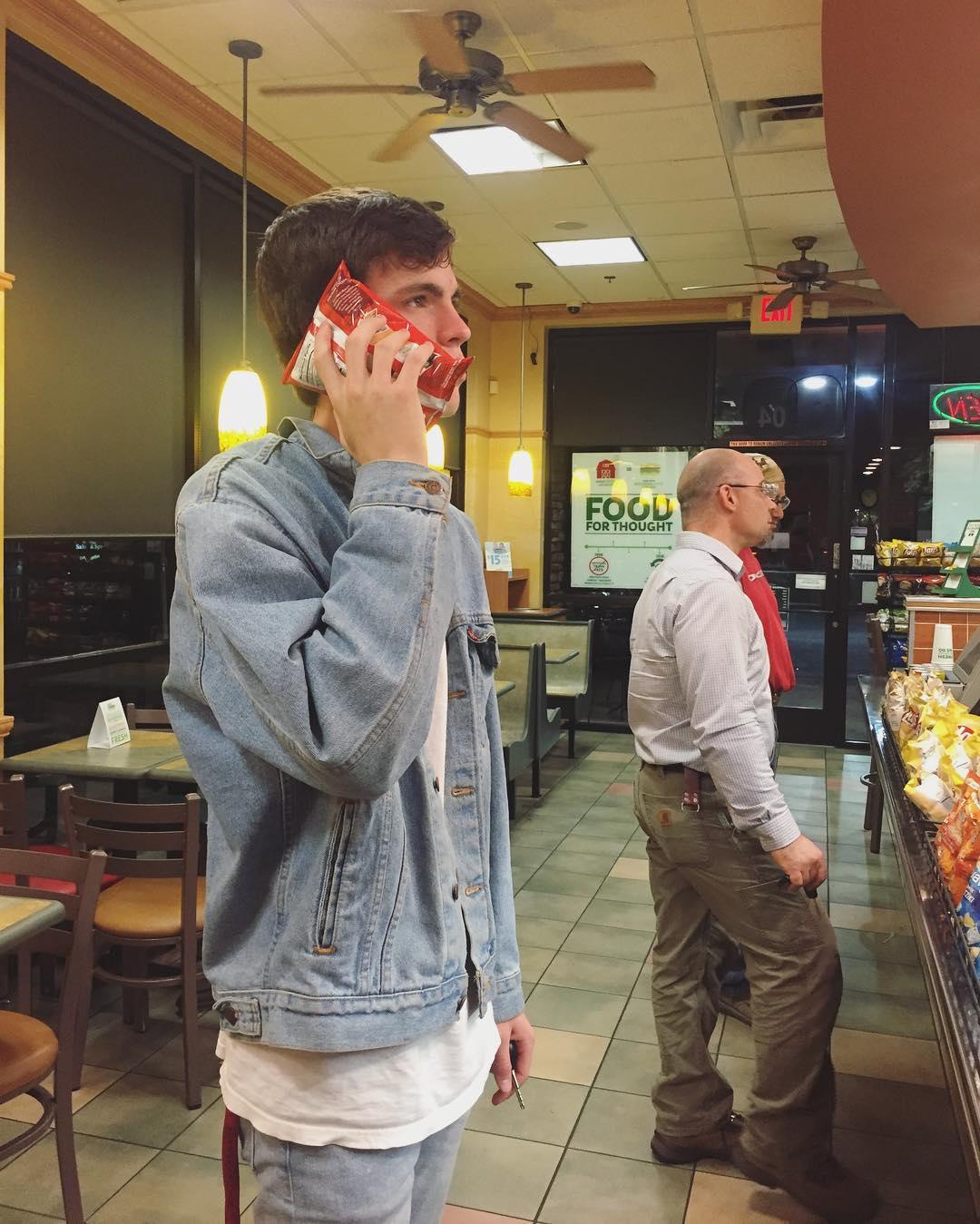hello, yes, is this the 90s speaking?