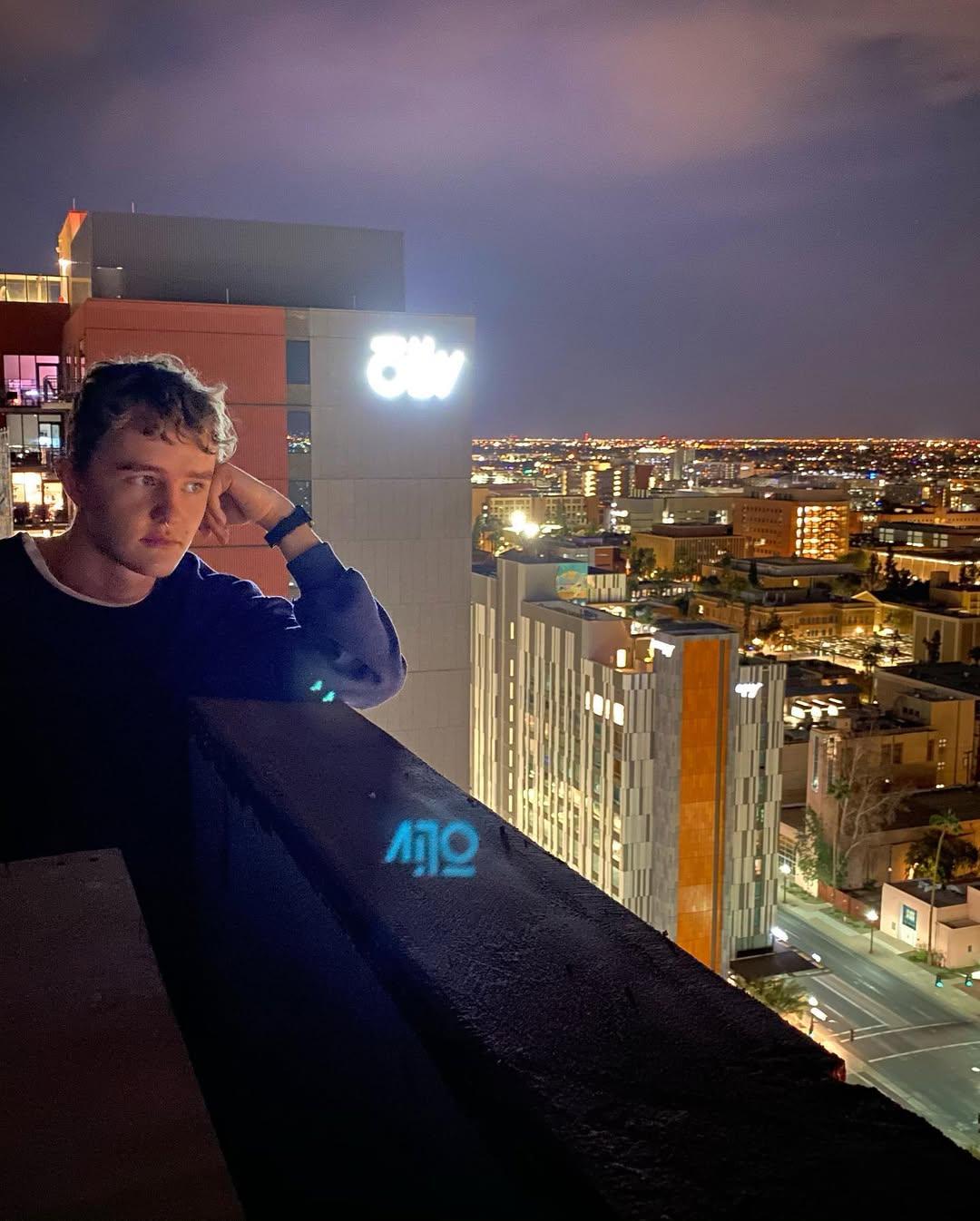 Quick climb with Kenny last night #flex