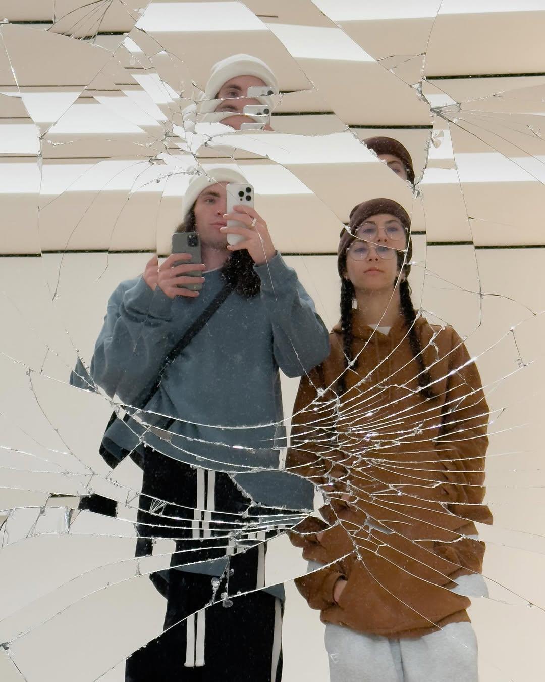 I am once again asking: do you like modern art?