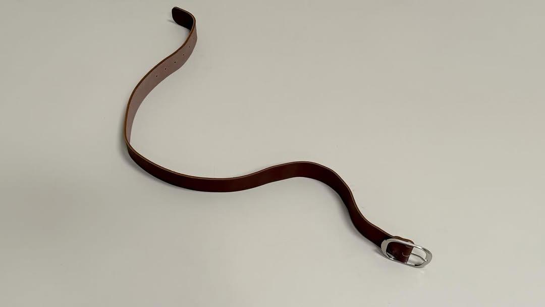 Oval Buckle Belt I designed for @ezraarthur reminded me of Richard Serra’s Te Tuhirangi Contour (1999-2001)