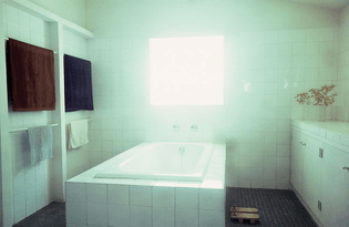 Rudofsky's house bathing room