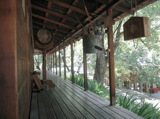 zendo-hallway-600.jpg
