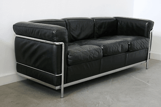 corbusier-cassina-lc2-sofa-3sitzer.jpg