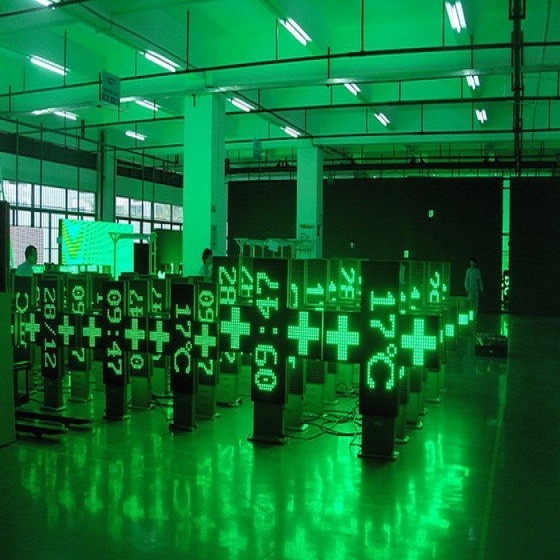 green-color-high-brightness-double-sided-led.jpg