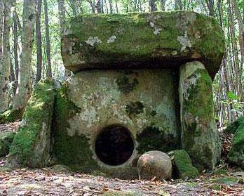 dolmens-of-russia-2.jpg