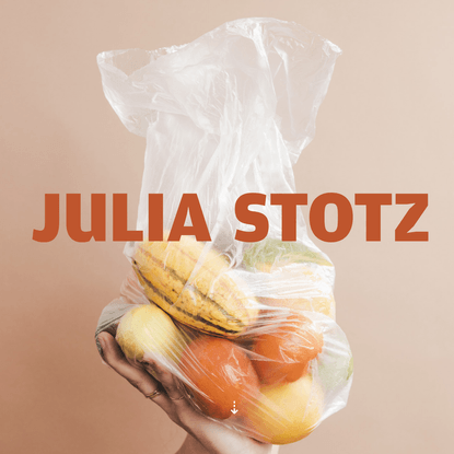 Julia Stotz