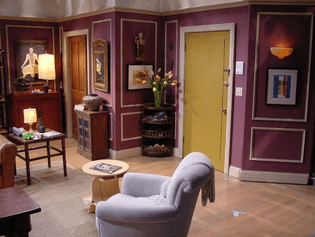 rosss-apartment-on-friends-tv-show-2.jpg
