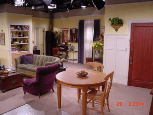phoebes-apartment-on-the-tv-show-friends.jpg