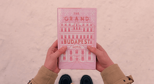 grand-budapest-hotel-blu-ray-movie-title.jpg