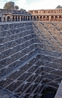the object association of India-stairs, angles