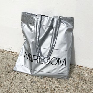 Heirloom tote bag spotting in Venice @labiennale @danishpavilion @larissasansour @statenskunstfond