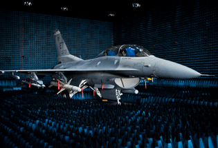 40th_Flight_Test_Squadron_F-16_Fighting_Falcon_sits_in_the_anechoic_chamber.jpg