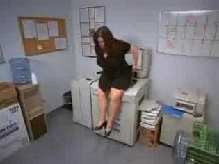 Copier Commercial - Accuserv, Chunky girl gets insulted by Xerox machine.