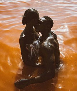 @all_minimal @lou__escobar sweet love is playing in my head 🎶