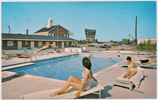 poolside75.jpg