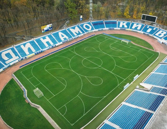 Sabina Lang and Daniel Baumann, "Dreamgames," Dynamo Stadium, Kiev (2001)
