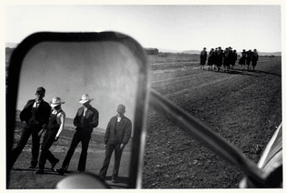 Larry Towell MEXICO. Capulin. Chihuahua. Mennonites. 1996.