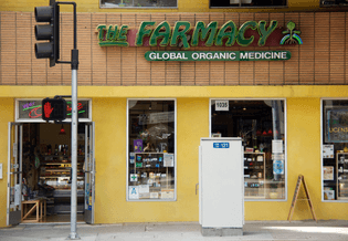 50903_webop108farmacypicao.jpg