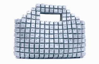 geeky-computer-keyboard-fashion-bags-1.jpg