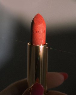 A lipstick @guccibeauty #beauty #red #netabeauty