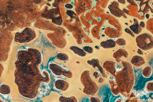 Ngaanyatjarra-Giles, Australia (Google Earth View 13202)