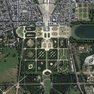garden-of-versailles-aerial-view.jpg