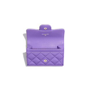 classic-card-holder-purple-grained-calfskin-gold-tone-metal-grained-calfskin-gold-tone-metal-packshot-other-ap0214y33352n651...
