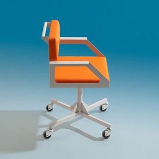 Chair designed specially for @pyeoptics new store R10 #notarender #furnituredesign #interiordesign #facultativeworks #chaird...