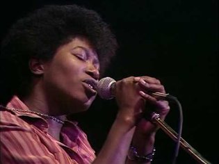 Joan Armatrading Willow Sight and Sound In Concert 1977