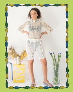 Nadia in the new Ori Top and Antoni shorts from @accidenteconflores each piece is unique, crocheted by hand in Ibiza. Link i...