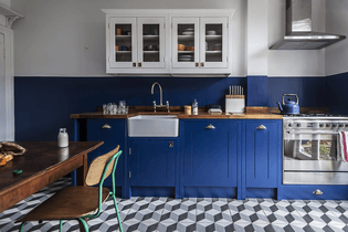 british-standard-diy-bright-blue-kitchen-london-1.jpg