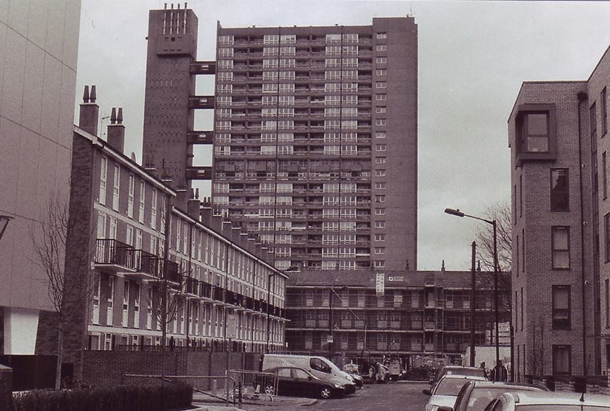 erno-goldfinger-balfron-tower-london-1967-via-genericarchitecture.jpg