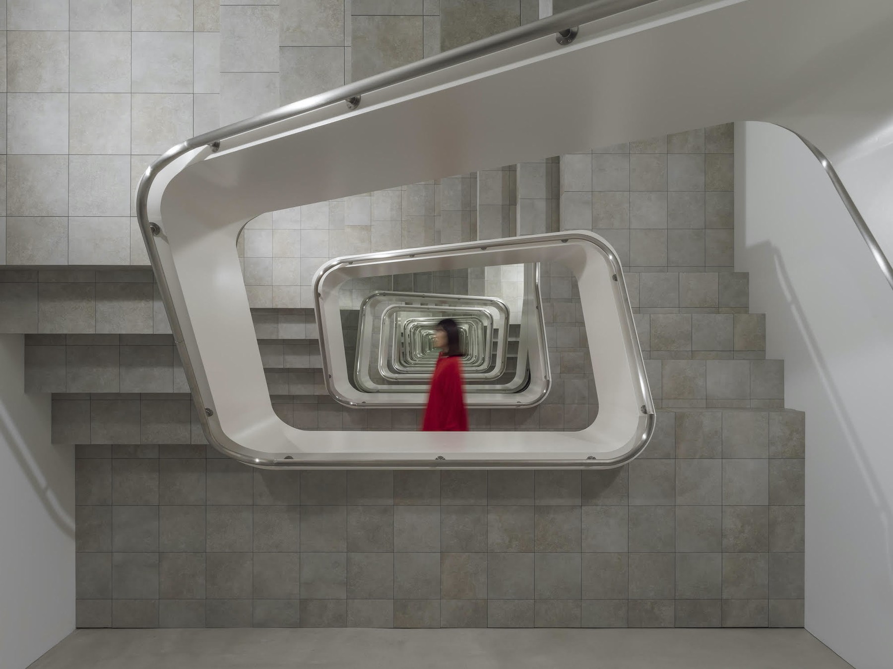 ignant-art-leandro-erlich-staircase-04.jpg