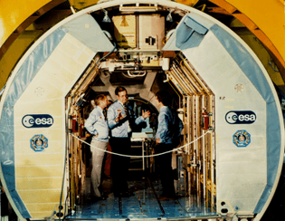 vice-president-bush-with-spacelab-astronauts_9460950334_o.jpg