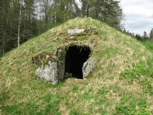 A 4000 year old cist in Sjökullen, Sweden