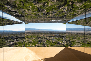 doug-aitken-lance-gerber-neville-wakefield-desert-x-installation-california-southern-art-exhibition-mirror_dezeen_2364_col_3.jpg
