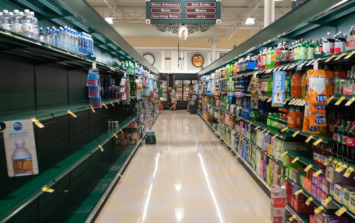 groceryshelves.shutterstock_1178894728scaled.jpg — Are.na