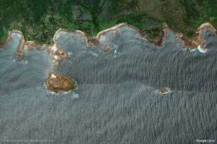 Fingal Bay, Australia (Google Earth View 14112)