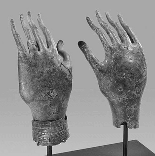 A pair of votive bronze hands • 7th century BC