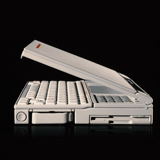 Olivetti Philos 44 Portable Computer (1993)