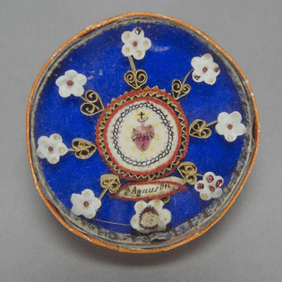 Paperolle Reliquary