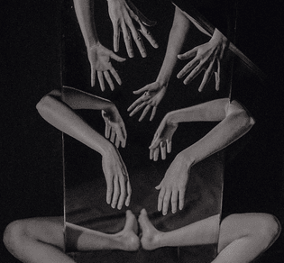 Katarina Oresanska “Mirror, mirror, upon thy wall break the spell or become the doll”